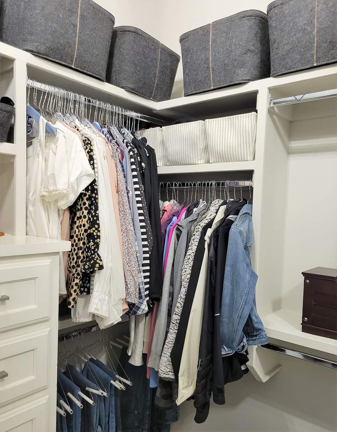 Mess to Less Organized Womens Closet